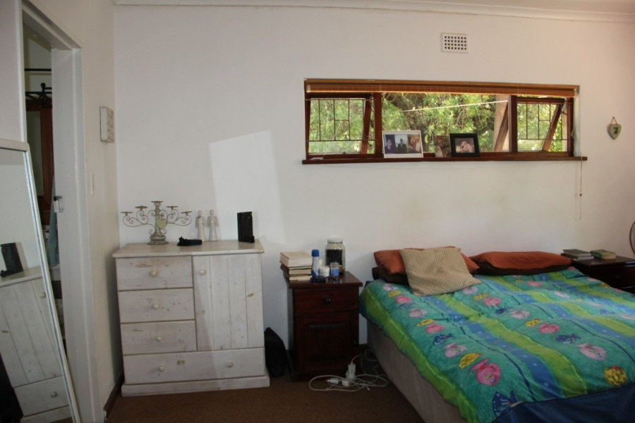 To Let 3 Bedroom Property for Rent in Golden Acre Western Cape